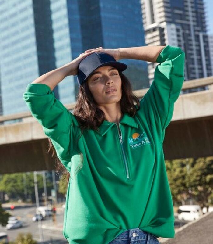 Urbanwear 6 Panel Snapback Thumbnail